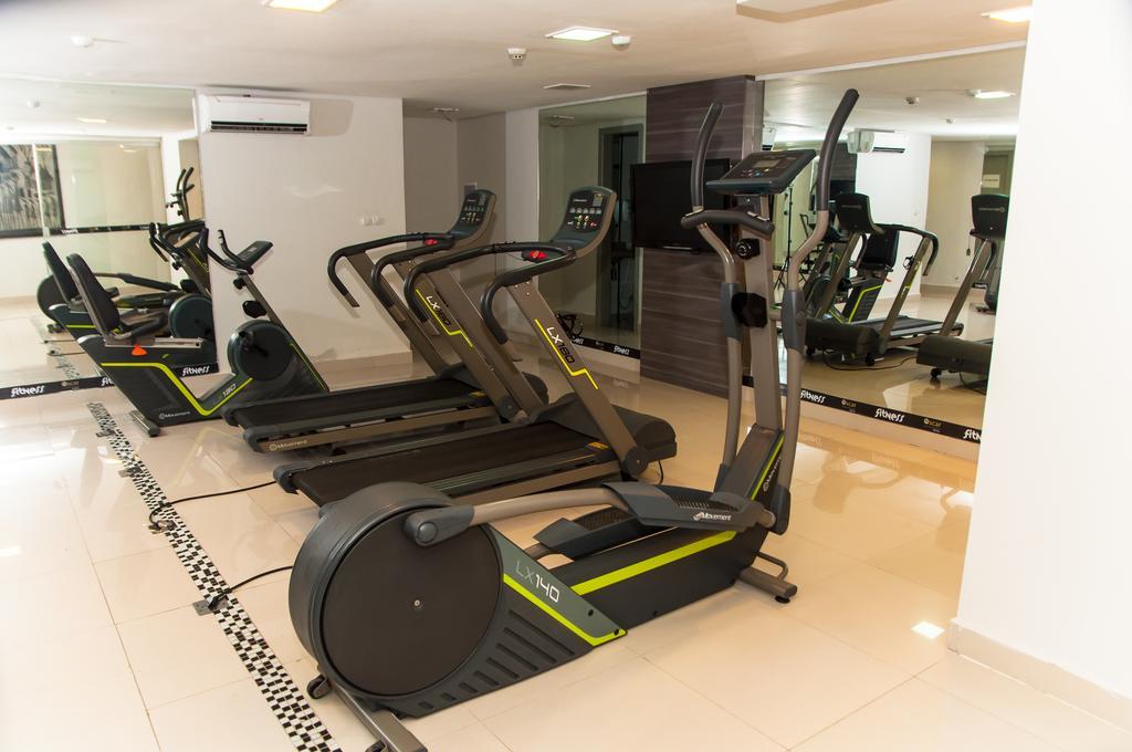 Oscar Hotel Executive Порту-Велью Экстерьер фото