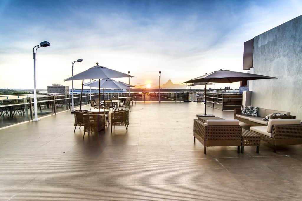 Oscar Hotel Executive Порту-Велью Экстерьер фото