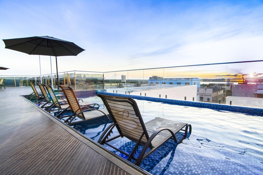 Oscar Hotel Executive Порту-Велью Экстерьер фото